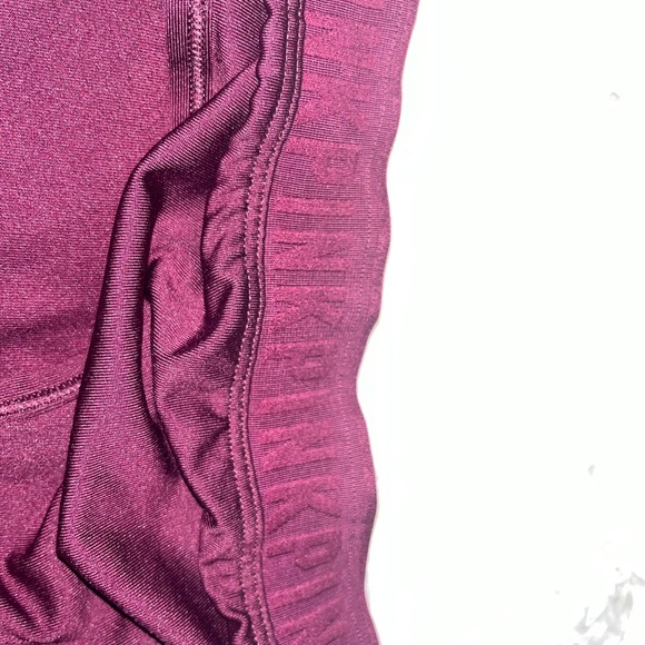 NWOT-PINK by Victoria’s Secret Sports Bra! - Picture 3 of 4